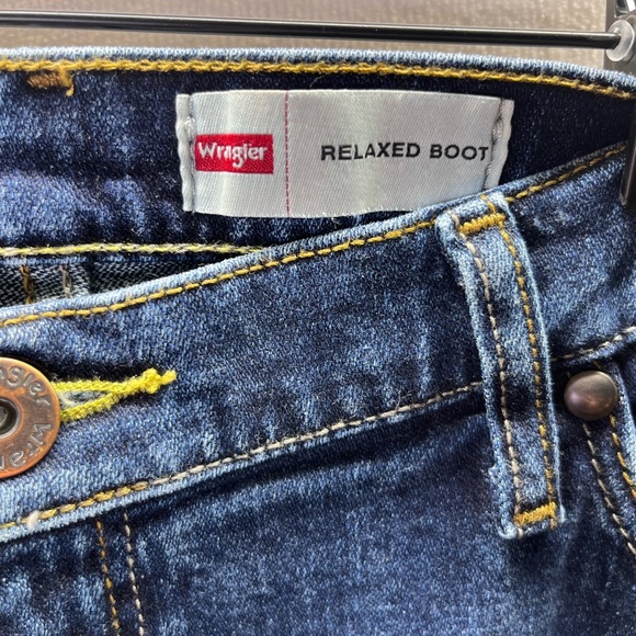 Wrangler Relaxed Boot Cut Jeans Mens 40/28 Short Hemmed Denim Blue Work 1981 - Picture 2 of 10